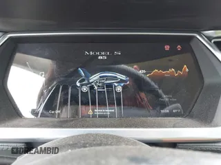 2014 Tesla Model S 60 with VIN 5YJSA1H19EFP32063, listed as a IAAI auction lot 42360872 with 103,495 mi miles and . Bid and sale history available at DreamBid. Image 7.