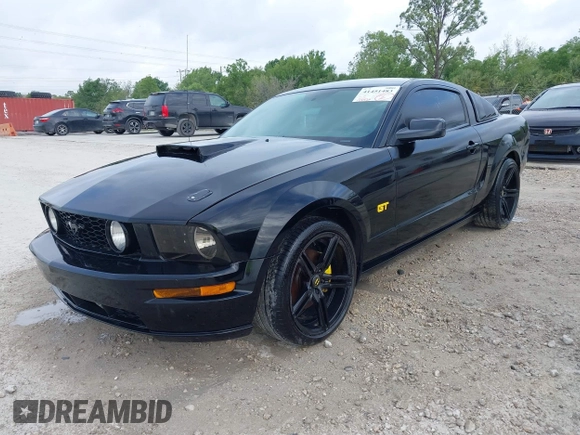 2007 Ford Mustang GT Deluxe with VIN 1ZVFT82HX75212885, listed as a IAAI auction lot 41451483 with 158,566 mi miles. Bid and sale history available at carsss.com. Image 2.