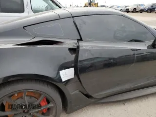2019 Chevrolet Corvette Grand Sport 1LT z VIN 1G1YW2D73K5111208, wystawiony jako Copart lot #76806034 z przebiegiem Nie podano mil oraz Nie do naprawy • Non repairable. Historia ofert i sprzedaży dostępna na DreamBid. Obrazek 12.
