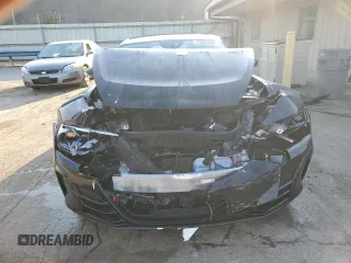 2023 Audi e-tron GT Premium Plus z VIN WAUCJBFW8P7005334, wystawiony jako Copart lot #41005574 z przebiegiem 10 093 mil mil oraz . Historia ofert i sprzedaży dostępna na DreamBid. Obrazek 5.