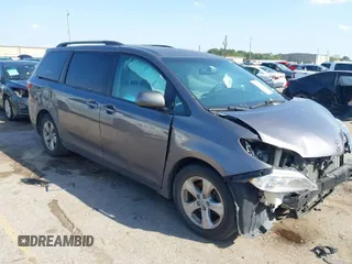 2016 Toyota Sienna LE AAS with VIN 5TDKK3DC1GS714039, listed as a IAAI auction lot 41868423 with 150,817 mi miles. Bid and sale history available at carsss.com. Image 1.