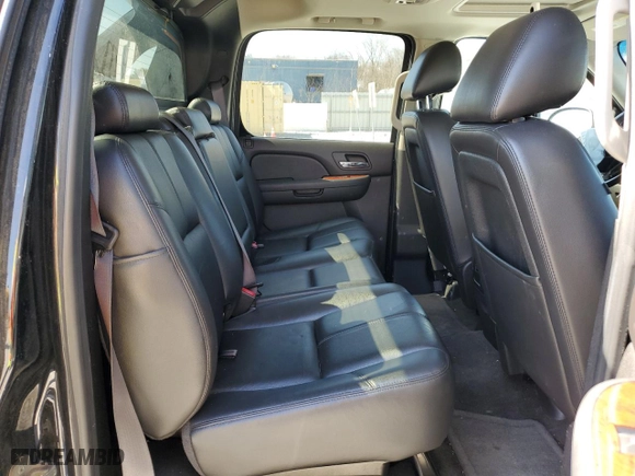 2013 Chevrolet Avalanche LT with VIN 3GNTKFE76DG179301, listed as a Copart auction lot 49106465 with 124,537 mi miles and Salvage Title. Bid and sale history available at carsss.com. Image 11.