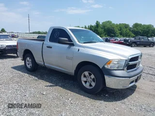 2014 Ram 1500 Tradesman z VIN 3C6JR6AG8EG247527, wystawiony jako IAAI lot #42273610 z przebiegiem 194 552 mil mil oraz . Historia ofert i sprzedaży dostępna na DreamBid. Obrazek 1.