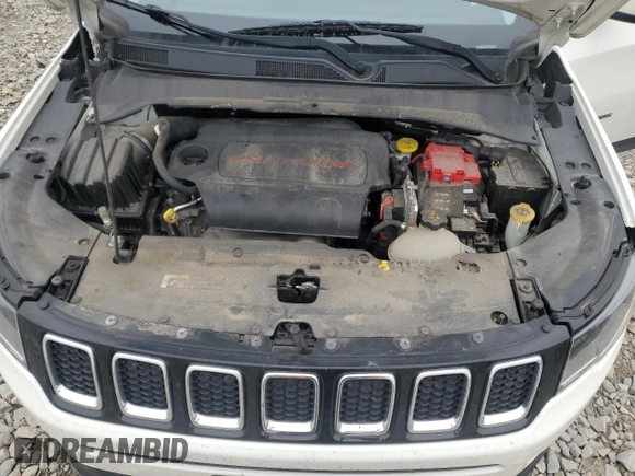 2019 Jeep Compass Latitude z VIN 3C4NJDBB5KT595474, wystawiony jako Copart lot #57227675 z przebiegiem 82 508 mil mil oraz Nie do naprawy • Non repairable. Historia ofert i sprzedaży dostępna na DreamBid. Obrazek 11.