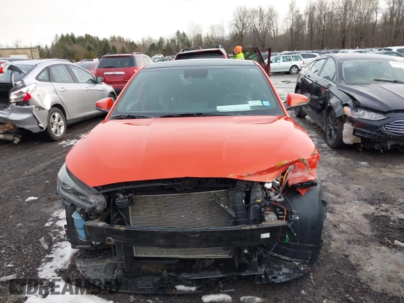 2019 Hyundai Veloster 2.0 with VIN KMHTG6AF6KU005046, listed as a IAAI auction lot 41073491 with 31,490 mi miles. Bid and sale history available at carsss.com. Image 12.