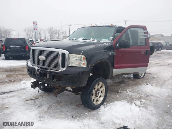 2005 Ford Super Duty F-250 XL with VIN 1FTSW21515EC67798, listed as a IAAI auction lot 41463473 with 221,075 mi miles. Bid and sale history available at carsss.com. Image 16.