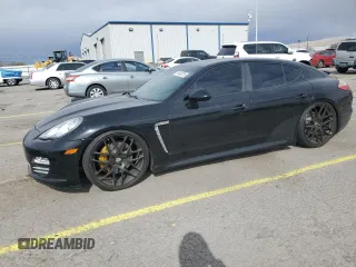 2011 Porsche Panamera z VIN WP0AA2A7XBL014899, wystawiony jako Copart lot #51489215 z przebiegiem 112 585 mil mil oraz Szkoda całkowita • Salvage title. Historia ofert i sprzedaży dostępna na DreamBid. Obrazek 1.