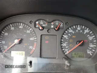 2002 Volkswagen GTI z VIN 9BWDE61J424028544, wystawiony jako Copart lot #72510214 z przebiegiem 169 449 mil mil oraz Szkoda całkowita • Salvage title. Historia ofert i sprzedaży dostępna na DreamBid. Obrazek 9.