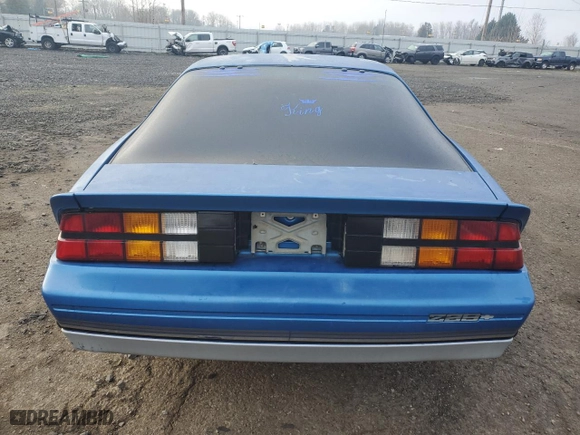 1985 Chevrolet Camaro Z28 Sport with VIN 1G1FP87H2FN114697, listed as a Copart auction lot 89329895 with 0 mi miles and Salvage Title. Bid and sale history available at carsss.com. Image 6.