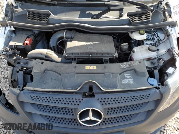 2022 Mercedes-Benz Metris Cargo z VIN W1YV0BEY6N4138833, wystawiony jako Copart lot #68922824 z przebiegiem 9 493 mil mil oraz Szkoda całkowita • Salvage title. Historia ofert i sprzedaży dostępna na DreamBid. Obrazek 12.
