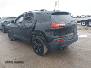2017 Jeep Cherokee Sport with VIN 1C4PJMAB7HW614572, listed as a IAAI auction lot 41477399 with 117,288 mi miles and . Bid and sale history available at DreamBid. Image 3.