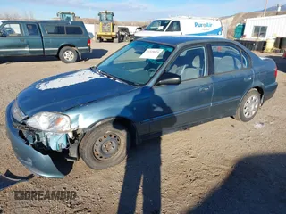 2000 Honda Civic VP with VIN 2HGEJ6618YH591760, listed as a IAAI auction lot 41328624 with 41,115 mi miles. Bid and sale history available at carsss.com. Image 2.