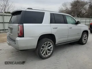 2020 GMC Yukon Denali with VIN 1GKS1CKJ5LR294058, listed as a Copart auction lot 43820805 with 138,651 mi miles and Salvage Title. Bid and sale history available at carsss.com. Image 3.