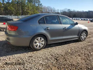 2013 Volkswagen Jetta S with VIN 3VW2K7AJ4DM222723, listed as a Copart auction lot 49206825 with 146,982 mi miles and Salvage title. Bid and sale history available at DreamBid. Image 3.