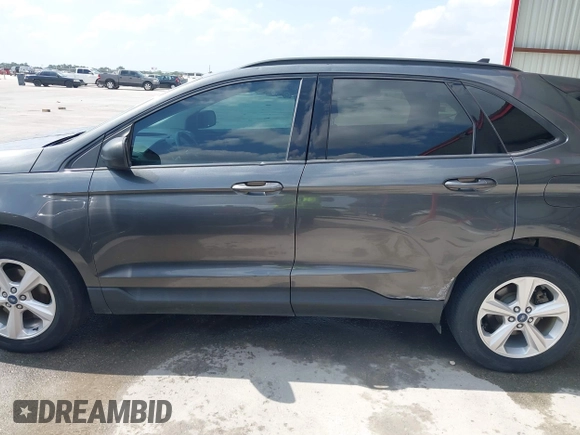 2020 Ford Edge SE z VIN 2FMPK3G99LBB59628, wystawiony jako IAAI lot #42403314 z przebiegiem 62 066 mil mil oraz . Historia ofert i sprzedaży dostępna na DreamBid. Obrazek 14.
