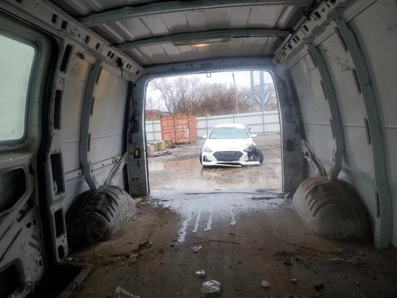 2003 Chevrolet Express Cargo Van with VIN 1GCHG35UX31215671, listed as a Copart auction lot 47571675 with 0 mi miles and Salvage Title. Bid and sale history available at carsss.com. Image 10.