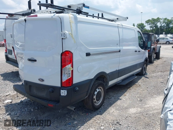 2024 Ford Transit Cargo with VIN 1FTBR1Y89RKA77093, listed as a IAAI auction lot 42556386 with 3,290 mi miles and . Bid and sale history available at DreamBid. Image 4.