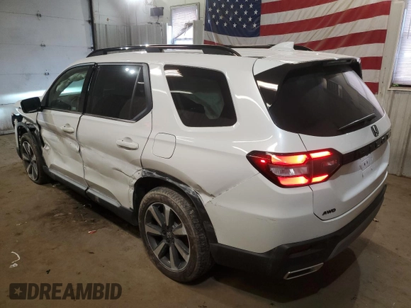 2024 Honda Pilot Elite with VIN 5FNYG1H86RB008231, listed as a Copart auction lot 41497485 with 12,829 mi miles and Salvage Title. Bid and sale history available at carsss.com. Image 2.