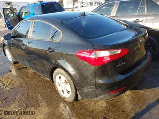 2016 Kia Forte LX with VIN KNAFK4A61G5612006, listed as a IAAI auction lot 41772530 with 86,647 mi miles. Bid and sale history available at carsss.com. Image 3.