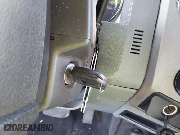 2012 Ford F-250 XL with VIN 1FT7W2B68CEA54678, listed as a IAAI auction lot 40631279 with 160,627 mi miles and . Bid and sale history available at DreamBid. Image 11.