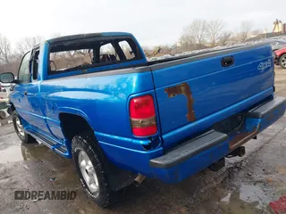 2000 Dodge 1500 with VIN 3B7HF13Z0YG154183, listed as a IAAI auction lot 41642949 with Not Provided miles and . Bid and sale history available at DreamBid. Image 3.