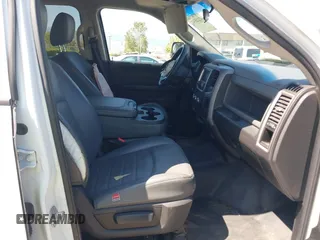 2017 Ram 2500 Tradesman with VIN 3C6UR4CJ0HG587687, listed as a IAAI auction lot 42225541 with 46,211 mi miles and . Bid and sale history available at DreamBid. Image 5.
