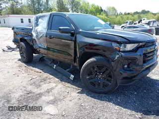 2024 Chevrolet Colorado 2WD LT z VIN 1GCPSCEK6R1146916, wystawiony jako IAAI lot #41986192 z przebiegiem 20 167 mil mil oraz . Historia ofert i sprzedaży dostępna na DreamBid. Obrazek 1.