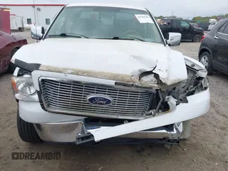 2004 Ford F-150 STX z VIN 1FTRX12W04NA27363, wystawiony jako IAAI lot #41944799 z przebiegiem Nie podano mil oraz . Historia ofert i sprzedaży dostępna na DreamBid. Obrazek 6.
