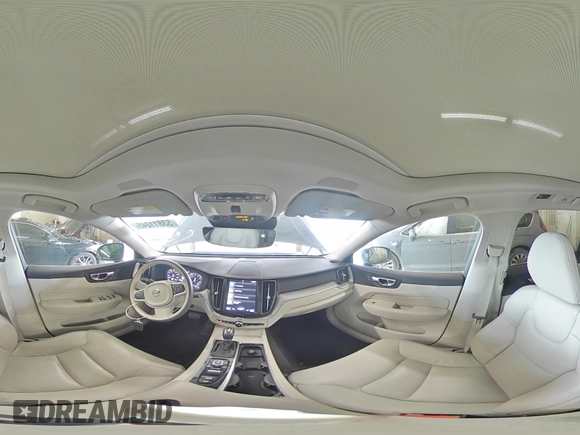 2018 Volvo XC60 Momentum с VIN LYVA22RK4JB078297, выставлен на аукционе Copart как лот 53811245 с пробегом 55 093 миль миль и Списание • Salvage title. История ставок и продаж доступна на DreamBid. Изображение 16.