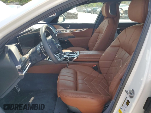 2023 BMW 7 Series 740i with VIN WBA23EH02PCM11374, listed as a Copart auction lot 51749465 with 23,838 mi miles and Non Repairable. Bid and sale history available at DreamBid. Image 7.