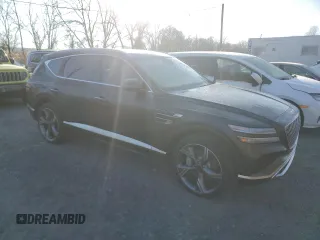 2025 Genesis GV80 Prestige with VIN KMUHEESC7SU212962, listed as a Copart auction lot 83525284 with 121 mi miles and Salvage Title. Bid and sale history available at DreamBid. Image 4.
