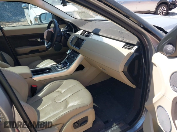 2013 Land Rover Range Rover Evoque Pure Plus z VIN SALVP2BG9DH851415, wystawiony jako IAAI lot #41893972 z przebiegiem 91 861 mil mil oraz . Historia ofert i sprzedaży dostępna na DreamBid. Obrazek 5.