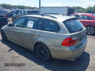 2008 BMW 3 Series 328xi z VIN WBAVT73588FZ37374, wystawiony jako IAAI lot #42746081 z przebiegiem 217 303 mil mil oraz . Historia ofert i sprzedaży dostępna na DreamBid. Obrazek 3.