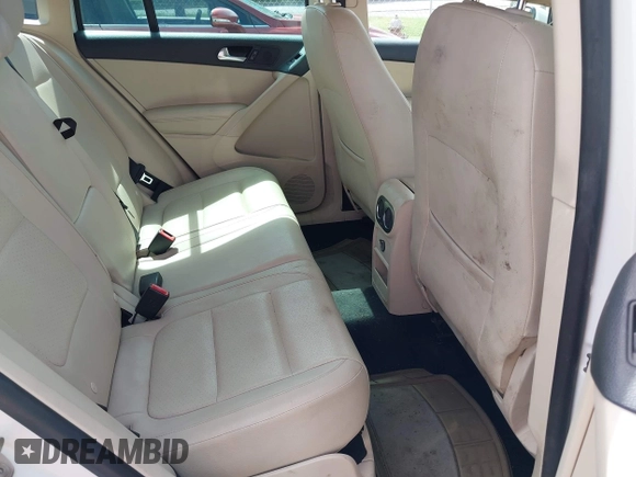2012 Volkswagen Tiguan SE with VIN WVGAV7AX4CW579341, listed as a IAAI auction lot 42618922 with 118,855 mi miles and . Bid and sale history available at DreamBid. Image 8.