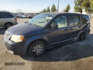 2009 Chrysler Town & Country LX with VIN 2A8HR44E79R522271, listed as a Copart auction lot 52230935 with 158,706 mi miles and Salvage Title. Bid and sale history available at carsss.com. Image 1.