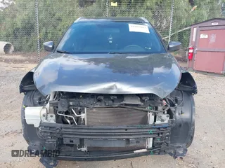2019 Nissan Kicks SR with VIN 3N1CP5CU9KL483310, listed as a IAAI auction lot 41885087 with 128,055 mi miles. Bid and sale history available at carsss.com. Image 13.