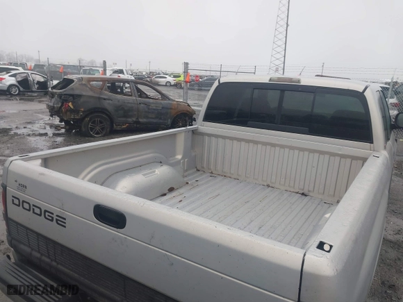 1999 Dodge Ram 1500 with VIN 3B7HC13Y0XG125751, listed as a IAAI auction lot 41553724 with 1 mi miles. Bid and sale history available at carsss.com. Image 8.
