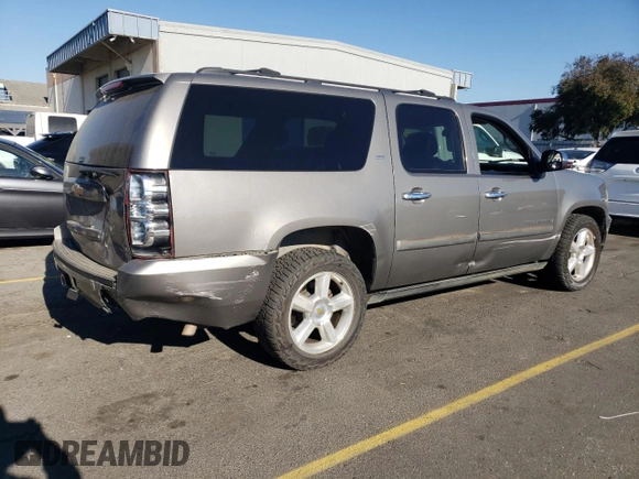2007 Chevrolet Suburban LT with VIN 1GNFK16387J404445, listed as a Copart auction lot 73716864 with 182,417 mi miles and Salvage Title. Bid and sale history available at carsss.com. Image 3.