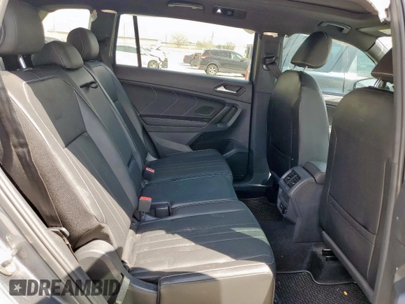 2022 Volkswagen Tiguan SE R-Line Black with VIN 3VVCB7AX6NM065002, listed as a Copart auction lot 50376425 with 30,408 mi miles and Salvage Title. Bid and sale history available at DreamBid. Image 12.