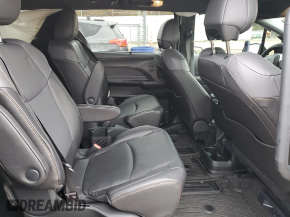 2024 Toyota Sienna LE with VIN 5TDCSKFC1RS147832, listed as a Copart auction lot 84854394 with 6,025 mi miles and Salvage Title. Bid and sale history available at carsss.com. Image 12.