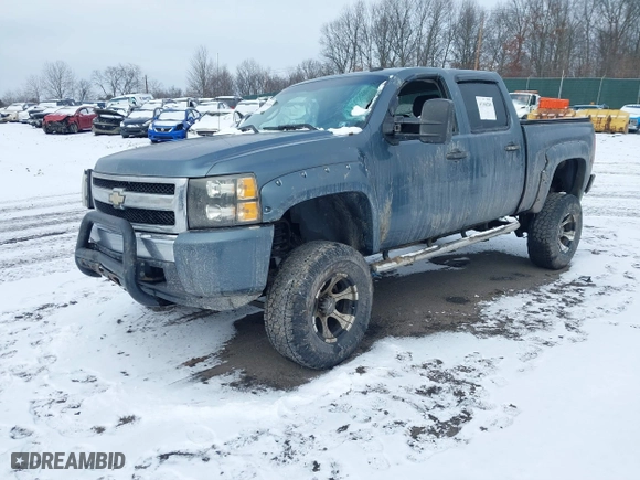 2007 Chevrolet Silverado 1500 LT w/1LT with VIN 2GCEK13M171527788, listed as a IAAI auction lot 41348280 with 136,305 mi miles. Bid and sale history available at carsss.com. Image 17.