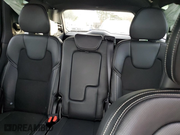 2017 Volvo XC90 R-Design with VIN YV4A22PM8H1186232, listed as a Copart auction lot 85822814 with 66,910 mi miles and Salvage Title. Bid and sale history available at carsss.com. Image 10.
