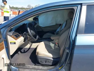 2016 Hyundai Sonata Sport with VIN 5NPE34AF0GH431703, listed as a IAAI auction lot 41930465 with 126,586 mi miles and . Bid and sale history available at DreamBid. Image 5.