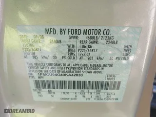2009 Ford Escape Limited with VIN 1FMCU94G49KA42830, listed as a IAAI auction lot 41815033 with 91,952 mi miles. Bid and sale history available at carsss.com. Image 9.