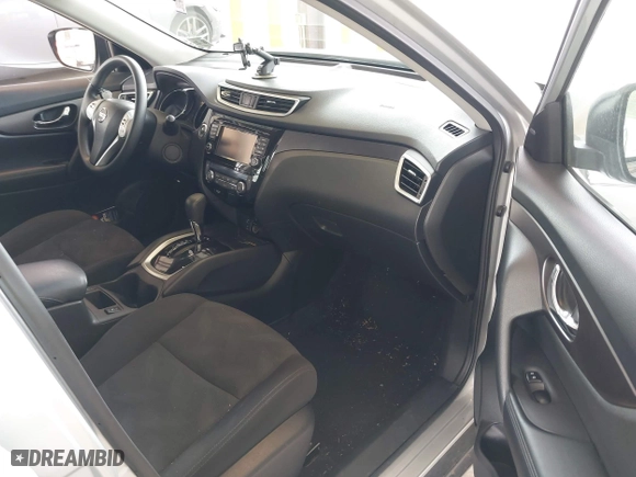 2016 Nissan Rogue S with VIN KNMAT2MVXGP709095, listed as a IAAI auction lot 42014434 with 70,800 mi miles. Bid and sale history available at carsss.com. Image 5.