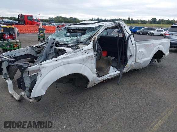 2016 Ford Super Duty F-250 SRW XL with VIN 1FTBF2A68GED00498, listed as a IAAI auction lot 40550532 with 1 mi miles. Bid and sale history available at carsss.com. Image 6.