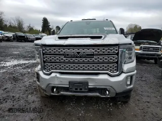 2020 GMC Sierra 3500HD Denali z VIN 1GT49WEY8LF200666, wystawiony jako Copart lot #52088525 z przebiegiem 103 613 mil mil oraz Szkody całkowita. Historia ofert i sprzedaży dostępna na DreamBid. Obrazek 5.