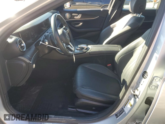 2020 Mercedes-Benz E-Class E 350 with VIN WDDZF8EB7LA732645, listed as a Copart auction lot 42632555 with 39,720 mi miles and Salvage Title. Bid and sale history available at carsss.com. Image 7.