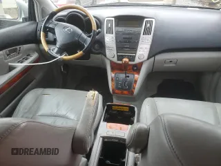 2005 Lexus RX 330 z VIN 2T2GA31U35C022761, wystawiony jako Copart lot #85572524 z przebiegiem 233 252 mil mil oraz Czysty tytuł • Clean title. Historia ofert i sprzedaży dostępna na DreamBid. Obrazek 8.