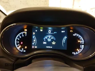 2020 Jeep Grand Cherokee Summit с VIN 1C4RJFJG3LC251228, выставлен на аукционе IAAI как лот 41278249 с пробегом 110 745 миль миль и . История ставок и продаж доступна на DreamBid. Изображение 7.